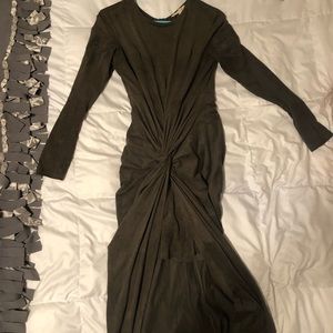 Long sleeve velvet olive dress. Size L tts